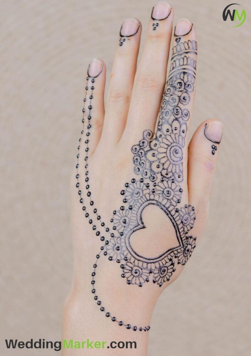 simple mehndi design for back hand 14