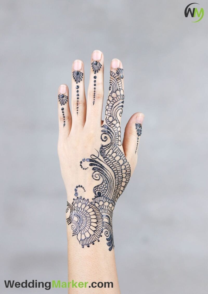 simple arabic mehndi design 12