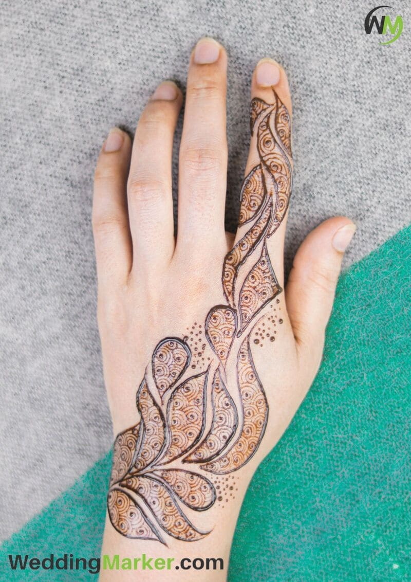 simple arabic mehndi design 19