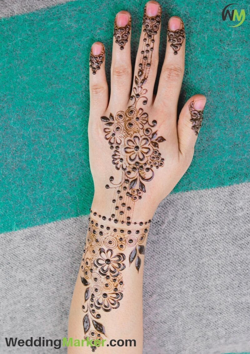 simple arabic mehndi design 20