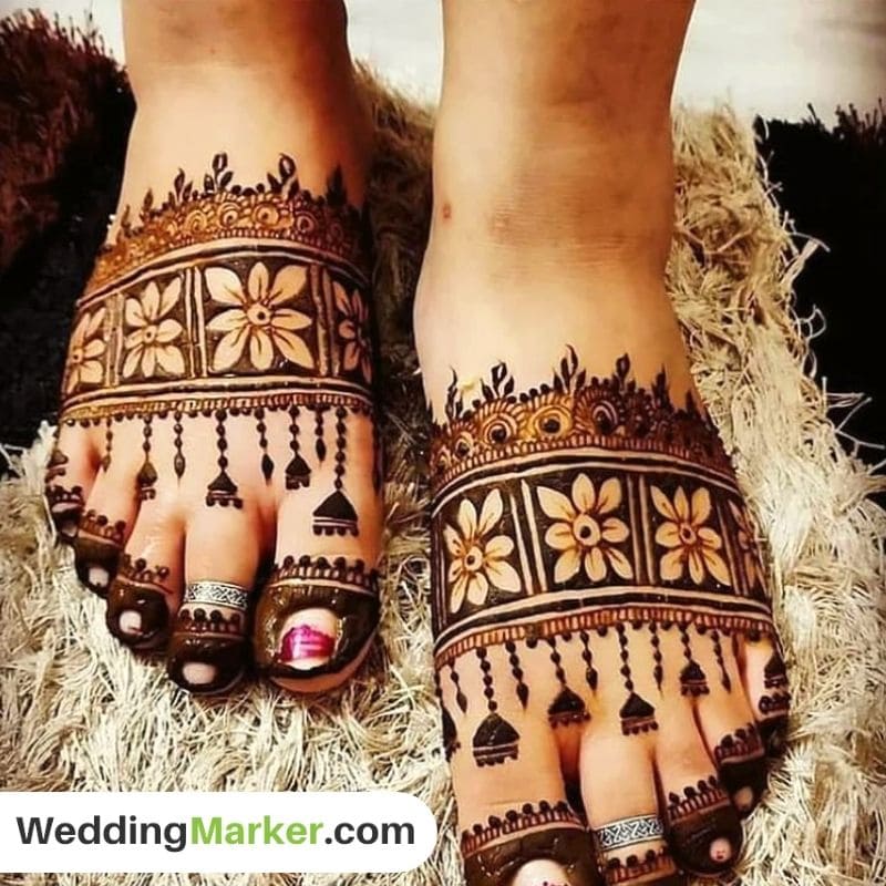 simple mehndi design for foot 25