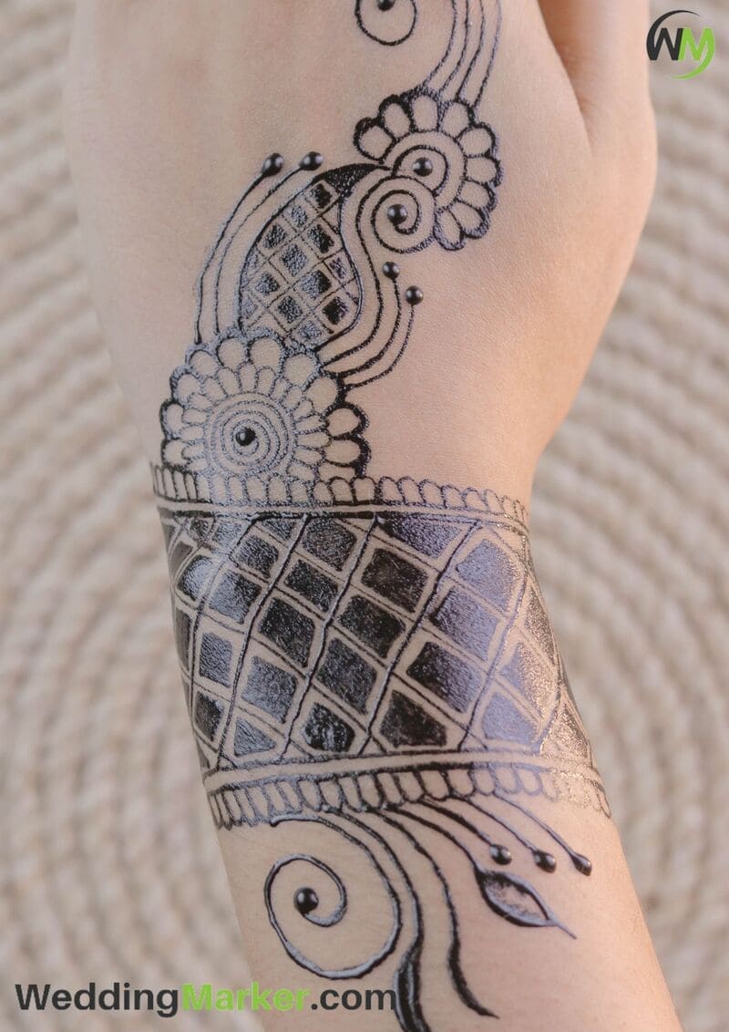 simple mehndi designs for wrist 6